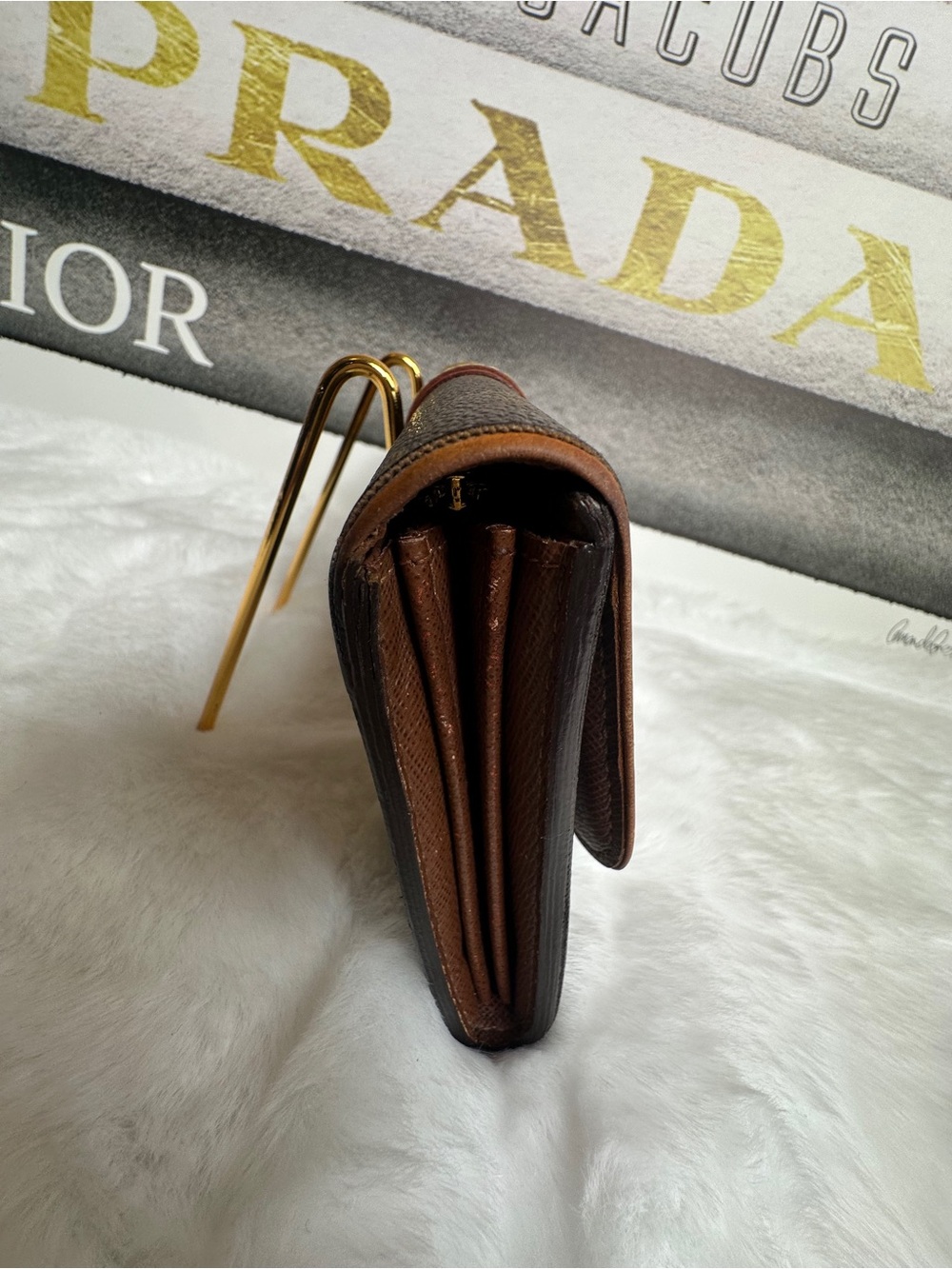 Louis Vuitton Boetie Monogram Canvas Brown & Tan Turn-Lock Clutch Wallet - Picture 5 of 12